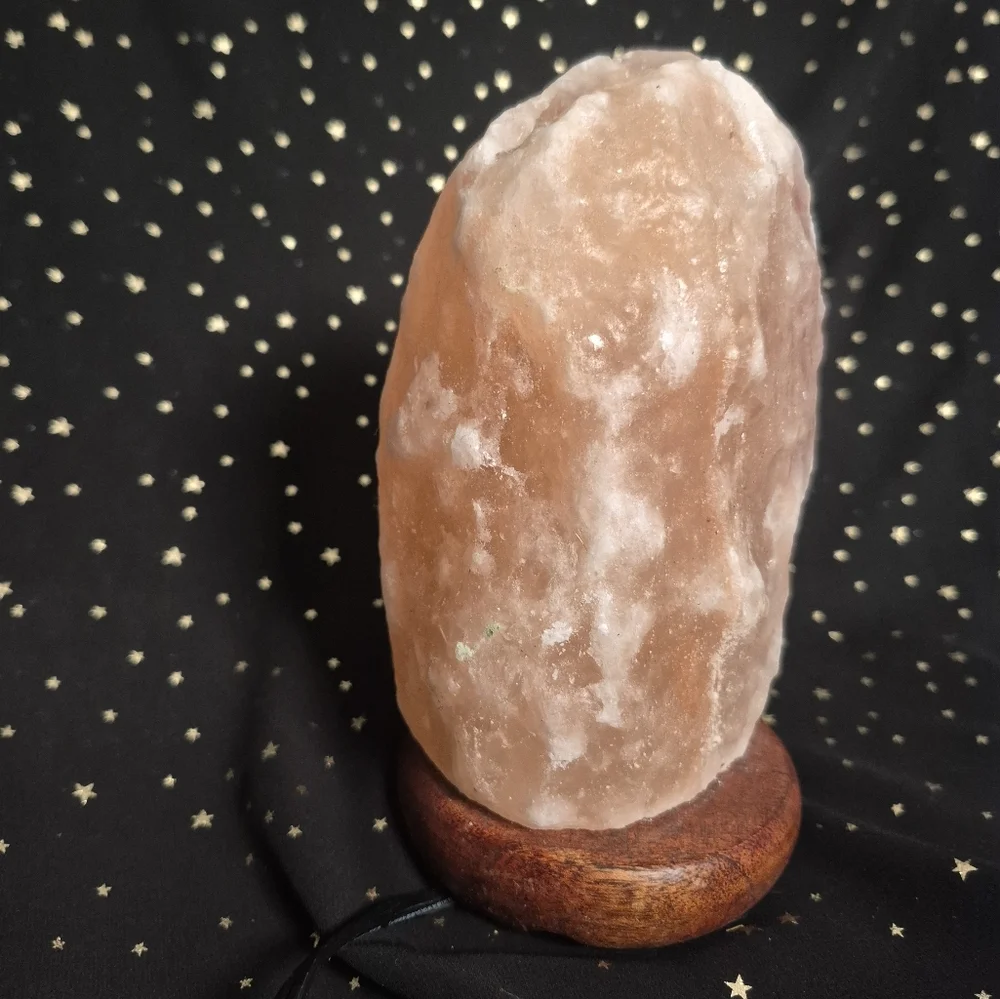 EUC Himalayan Salt Crystal Lamp